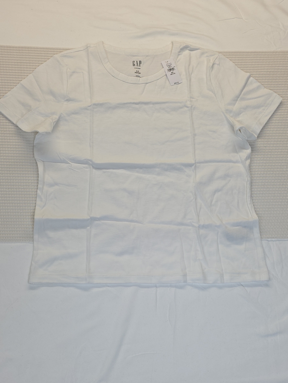 GAP Women’s Classic Crewneck Tee - White Small Petite
